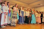 Девицы загадывают молодцам загадки